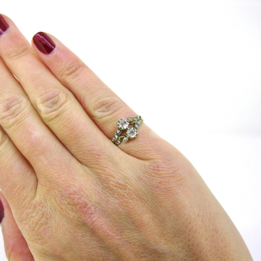 RESERVED Edwardian Old mine cut Diamonds Crossover Ring, 18kt gold and platinum, circa 1910 View VI