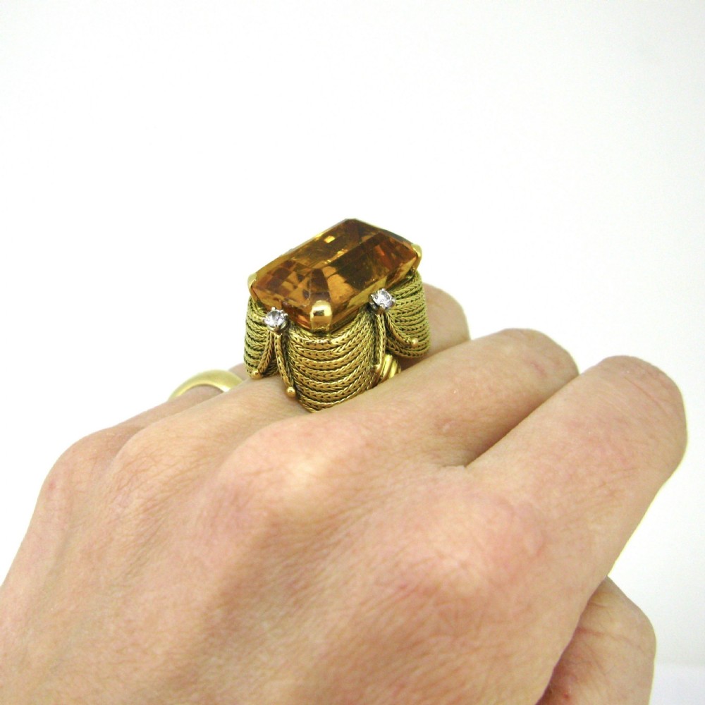 Vintage Cocktail 22ct Citrine Ring, 18kt yellow gold, circa 1950 View IX