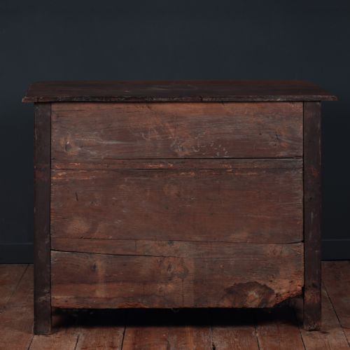 LOUIS XV WALNUT COMMODE - ADDITIONAL PHOTO 8