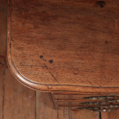 LOUIS XV WALNUT COMMODE - ADDITIONAL PHOTO 15