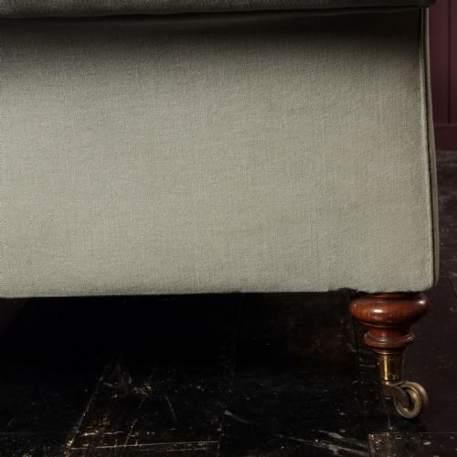 19TH CENTURY HOWARD AND SONS SOFA - ADDITIONAL PHOTO 9