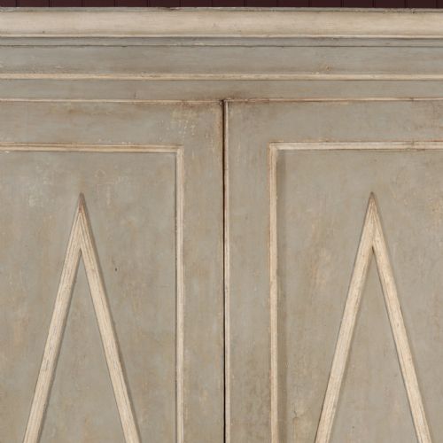 19TH CENTURY ITALIAN CUPBOARD - ADDITIONAL PHOTO 9