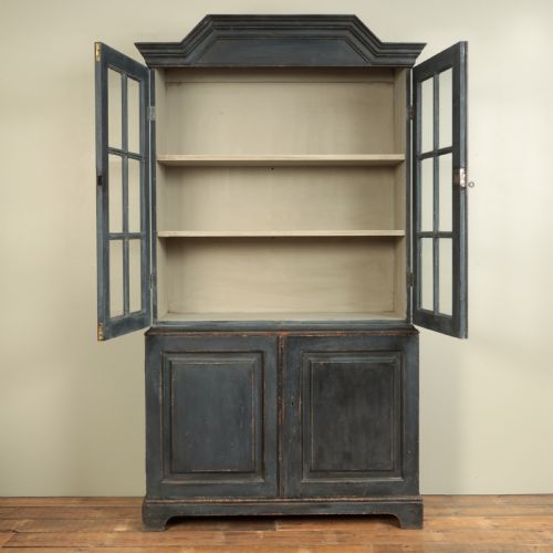 19TH CENTURY SWEDISH DRESSER - ADDITIONAL PHOTO 1