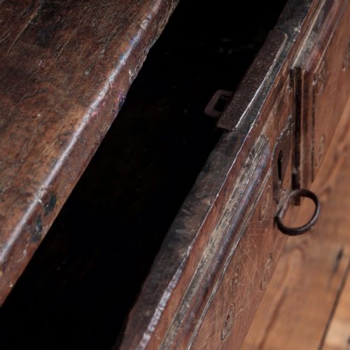 17TH CENTURY SPANISH TABLE - ADDITIONAL PHOTO 26
