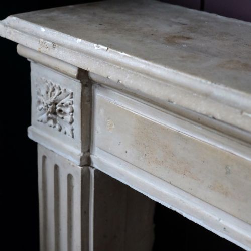18TH CENTURY STONE FIRE SURROUND - ADDITIONAL PHOTO 2
