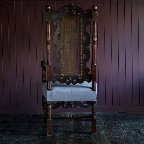 17TH CENTURY WALNUT ARMCHAIR - ADDITIONAL PHOTO 2