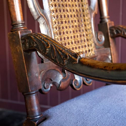 17TH CENTURY WALNUT ARMCHAIR - ADDITIONAL PHOTO 15