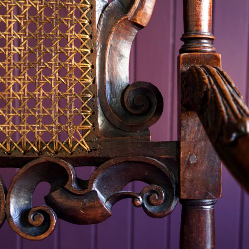 17TH CENTURY WALNUT ARMCHAIR - ADDITIONAL PHOTO 20
