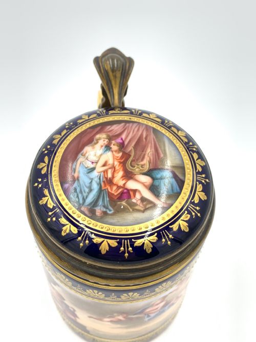 19TH CENTURY BLUE VIENNA TANKARD WITH LID - ADDITIONAL PHOTO 6
