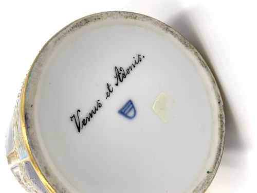 19TH CENTURY ROYAL VIENNA TANKARD WITH LID - ADDITIONAL PHOTO 5