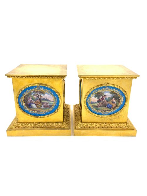 pair of 19th century sevres style stands - CATEGORY: ANTIQUE MISCELLANEOUS - DATED 19TH CENTURY