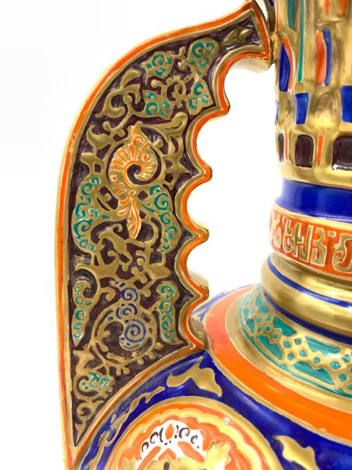 19TH CENTURY ALHAMBRASTYLE VASE - ADDITIONAL PHOTO 4