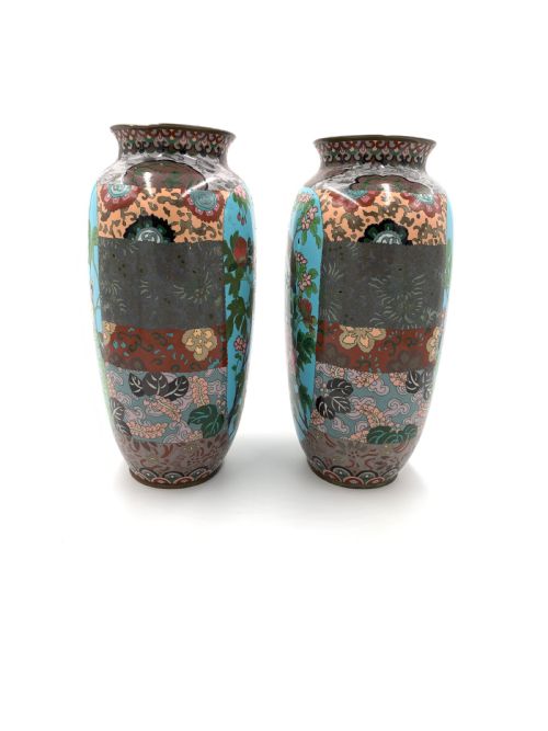 PAIR OF JAPANESE 19TH CENTURY MEIJI PERIOD CLOISONN ENAMEL VASES - ADDITIONAL PHOTO 6