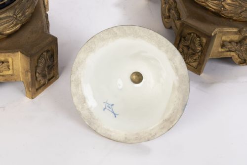PAIR OF 19TH CENTURY FRENCH SEVRES STYLE VASES - ADDITIONAL PHOTO 2