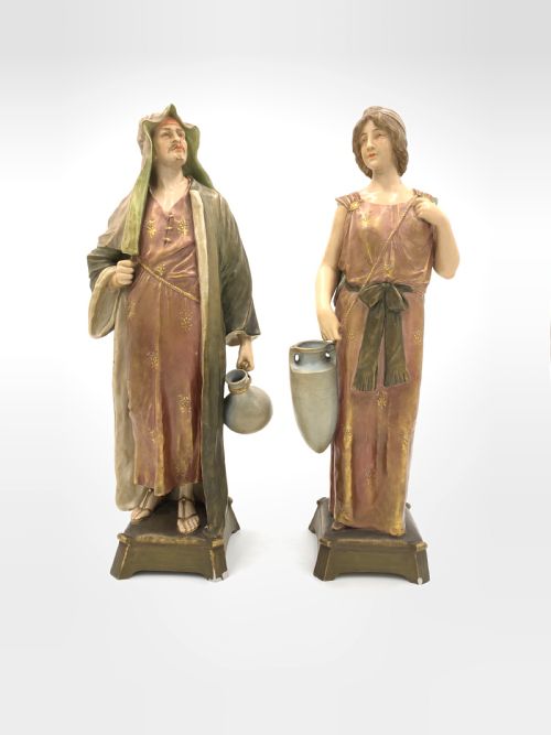 pair of royal vienna porcelain figurines man woman - CATEGORY: ANTIQUE CERAMICS - DATED 19TH CENTURY