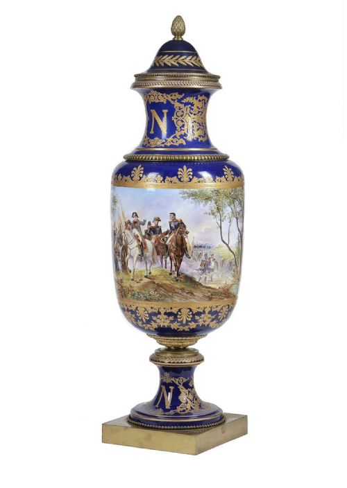 LARGE PAIR OF SEVRES STYLE VASES BATTLE SCENES - ADDITIONAL PHOTO 1