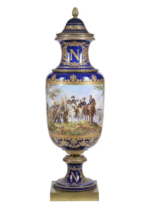 LARGE PAIR OF SEVRES STYLE VASES BATTLE SCENES - ADDITIONAL PHOTO 2