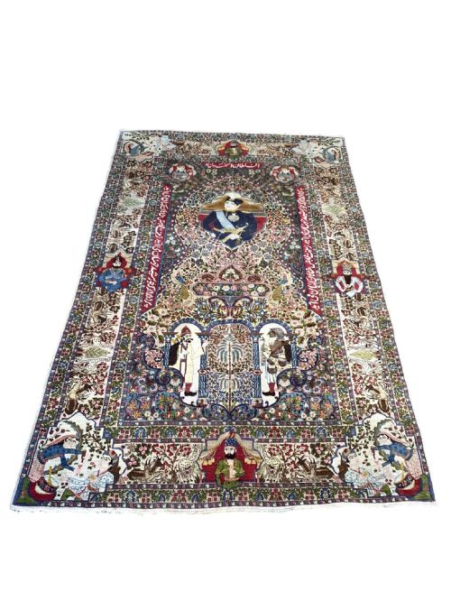 antique tabriz carpet depicting ahmad shah - CATEGORY: ANTIQUE RUGS - DATED 19TH CENTURY