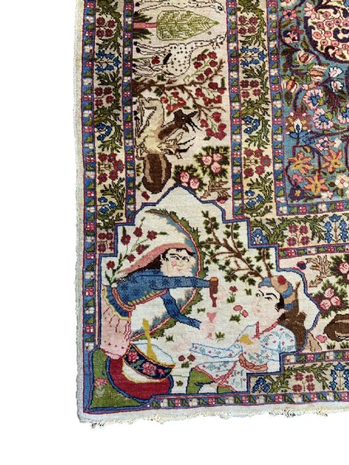 ANTIQUE TABRIZ CARPET DEPICTING AHMAD SHAH - ADDITIONAL PHOTO 1