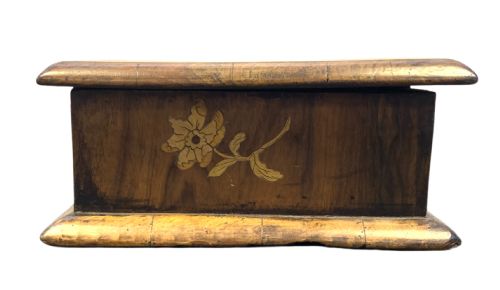 A FINE 17TH CENTURY AND LATER FLORAL MARQUETRY BOX - ADDITIONAL PHOTO 2