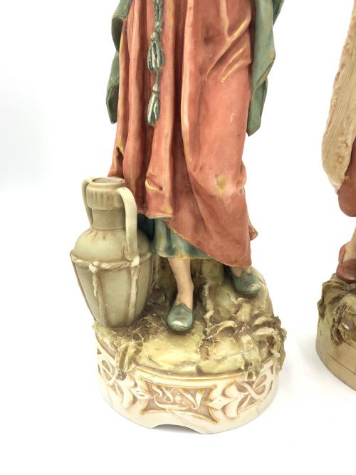 PAIR OF ROYAL DUX BOHEMIA PORCELAIN FIGURES OF AN EASTERN WATER BEARER AND HIS COMPANION - ADDITIONAL PHOTO 5