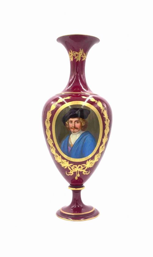 rembrandt van rijn portrait on old vienna porcelain vase 19th century - CATEGORY: ANTIQUE VASES - DATED 19TH CENTURY