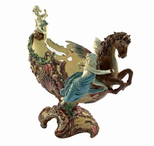 majolica centrepiece in form of nautilus shell 19th century italy - CATEGORY: ANTIQUE CERAMICS - DATED 19TH CENTURY
