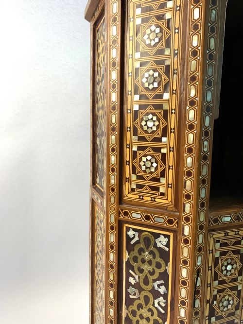 A PAIR OF OTTOMAN MOTHEROFPEARL AND TORTOISESHELL STANDS19TH CENTURY - ADDITIONAL PHOTO 8