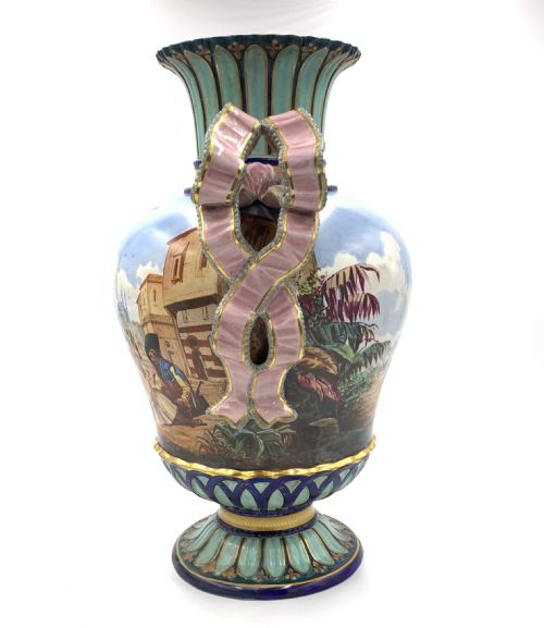 ORIENTAL PORCELAIN VASE DEPICTING ARAB MARKET - ADDITIONAL PHOTO 1