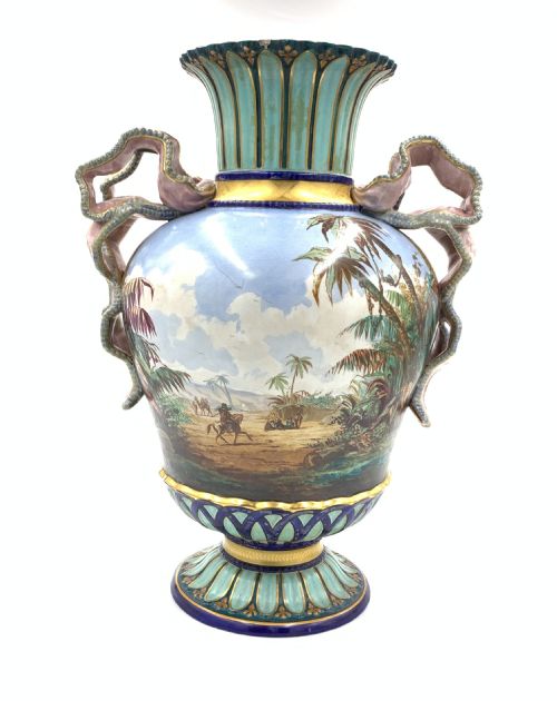 ORIENTAL PORCELAIN VASE DEPICTING ARAB MARKET - ADDITIONAL PHOTO 2