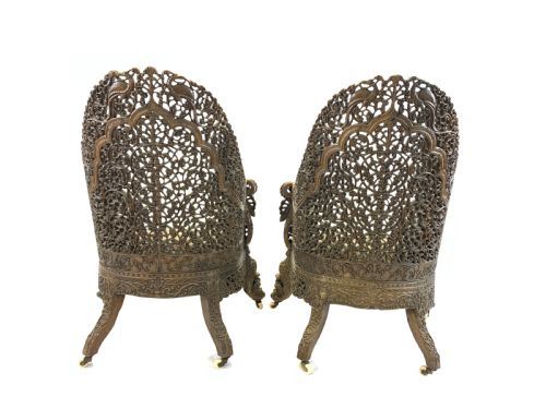 PAIR OF CARVED HARDWOOD ANGLO INDIAN ARM CHAIRS FROM THE BOMBAY PRESIDENCY 19TH CENTURY - ADDITIONAL PHOTO 2