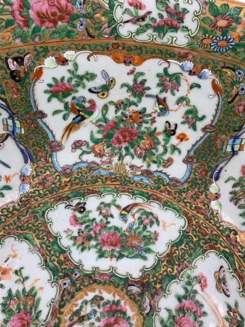 LARGE CHINESE CANTON FAMILLE ROSE BOWL 19TH CENTURY - ADDITIONAL PHOTO 3