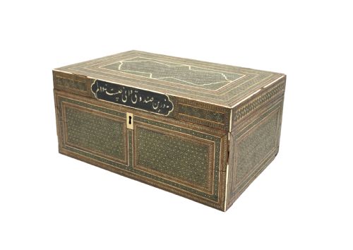 a large katamkari box persia 19th century - CATEGORY: ANTIQUE BOXES - DATED 19TH CENTURY