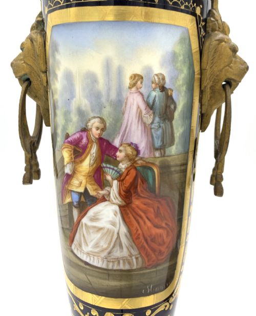 PAIR OF SVRES STYLE AND ORMOLU FRENCH HANDPAINTED PORCELAIN TABLE LAMPS - ADDITIONAL PHOTO 5