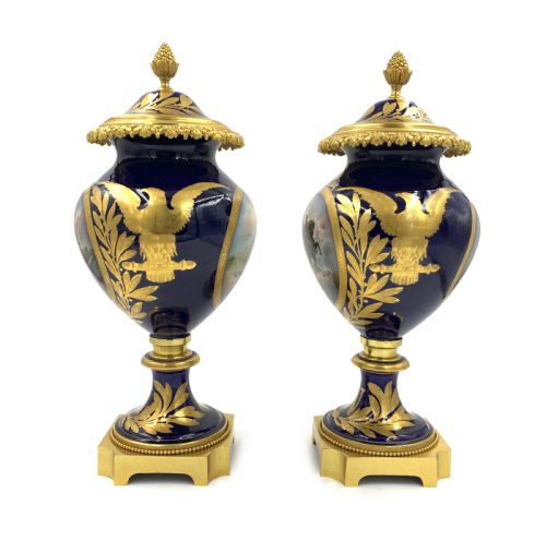 A FINE PAIR OF SEVRES STYLE NAPOLEONIC PORCELAIN VASES - ADDITIONAL PHOTO 2