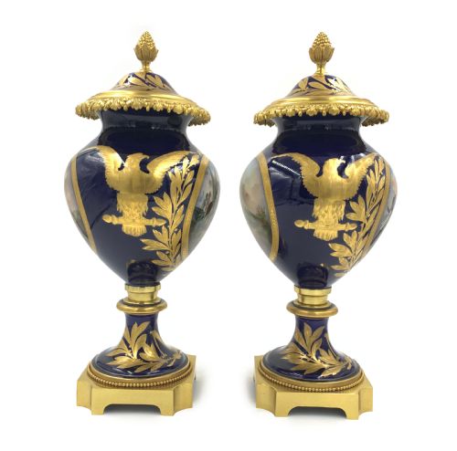 A FINE PAIR OF SEVRES STYLE NAPOLEONIC PORCELAIN VASES - ADDITIONAL PHOTO 4