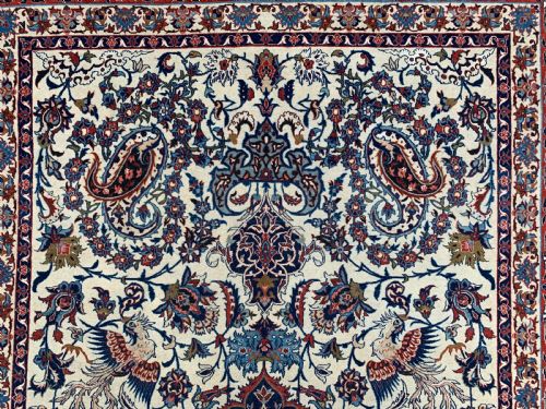 A PARTSILK ISFAHAN RUG CENTRAL PERSIA CIRCA 1940 - ADDITIONAL PHOTO 7