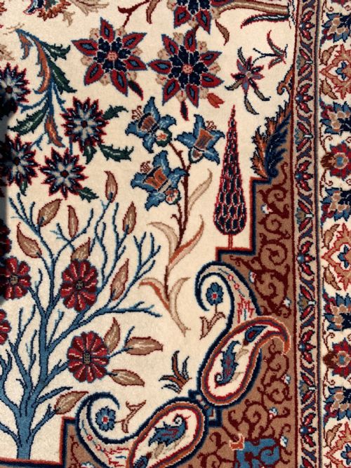 A FINE ISFAHAN SEIRAFIAN RUG BY BAGHER SEIRAFIAN - ADDITIONAL PHOTO 3