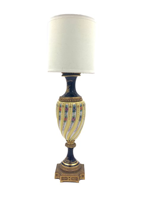 LATE 19TH CENTURY SEVRES STYLE PORCELAIN LAMP TWIST BODY - ADDITIONAL PHOTO 1