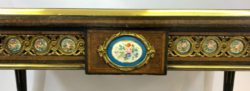 A VICTORIAN AMBOYNA WOOD AND EBONISED WRITING DESK WITH SEVRES STYLE PORCELAIN PLAQUES - ADDITIONAL PHOTO 8
