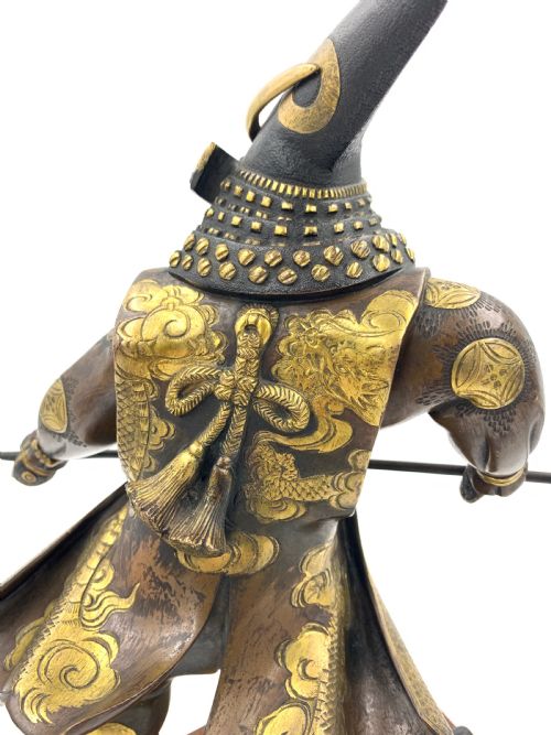 LARGE SIGNED JAPANESE PARCEL GILT BRONZE FIGURE MEIJI PERIOD - ADDITIONAL PHOTO 4