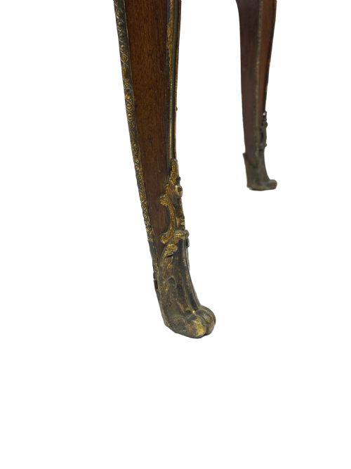 A FRENCH GILTMETAL MOUNTED VITRINE - ADDITIONAL PHOTO 6