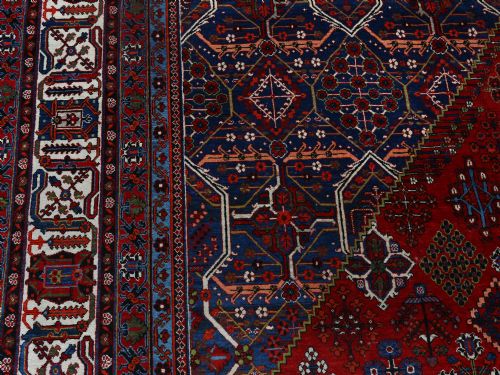 A FINE LARGE JOSHAGAN CARPET - ADDITIONAL PHOTO 3