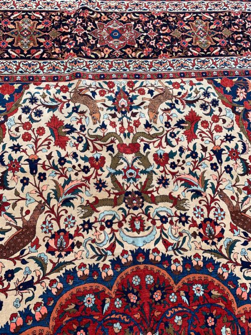 A FINE ISFAHAN CARPET CENTRAL PERSIA CIRCA 1900 - ADDITIONAL PHOTO 7