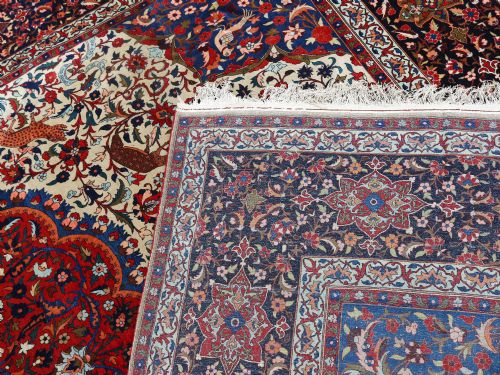 A FINE ISFAHAN CARPET CENTRAL PERSIA CIRCA 1900 - ADDITIONAL PHOTO 8