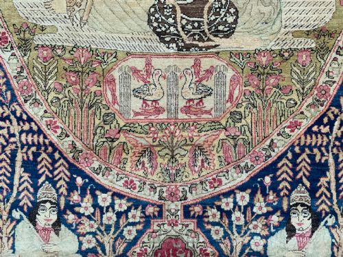 PICTORIAL KIRMAN RAVAR RUG NOOR ALI SHAH PERSIA CIRCA 1900 - ADDITIONAL PHOTO 9