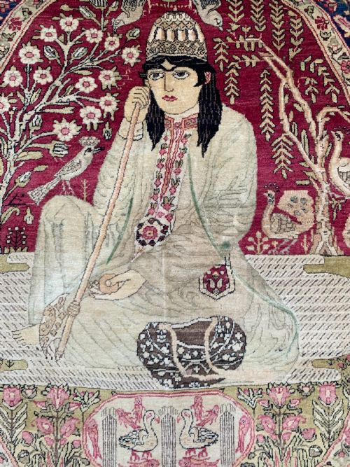 PICTORIAL KIRMAN RAVAR RUG NOOR ALI SHAH PERSIA CIRCA 1900 - ADDITIONAL PHOTO 10
