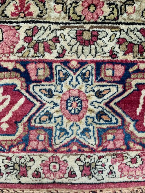 PICTORIAL KIRMAN RAVAR RUG NOOR ALI SHAH PERSIA CIRCA 1900 - ADDITIONAL PHOTO 11