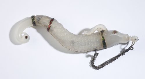 19TH CENTURY CARVED WHITE JADE STONE POWDER FLASK MUGHAL - ADDITIONAL PHOTO 4