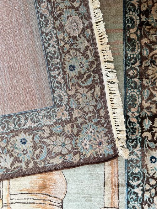 A FINE PAIR OF PICTORIAL WOOL KASHAN RUGS - ADDITIONAL PHOTO 7